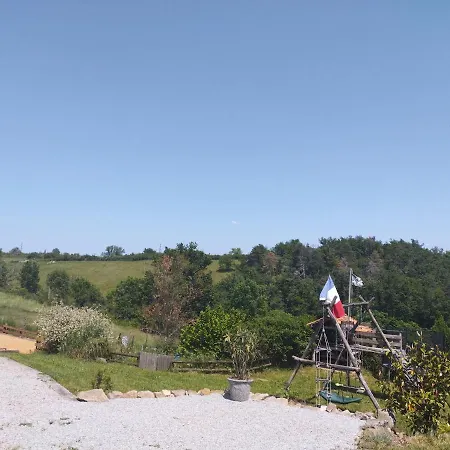 Du Cedre Casa de Férias Courpiere